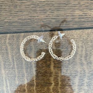 Kendra Scott Golden Earrings Maggie!